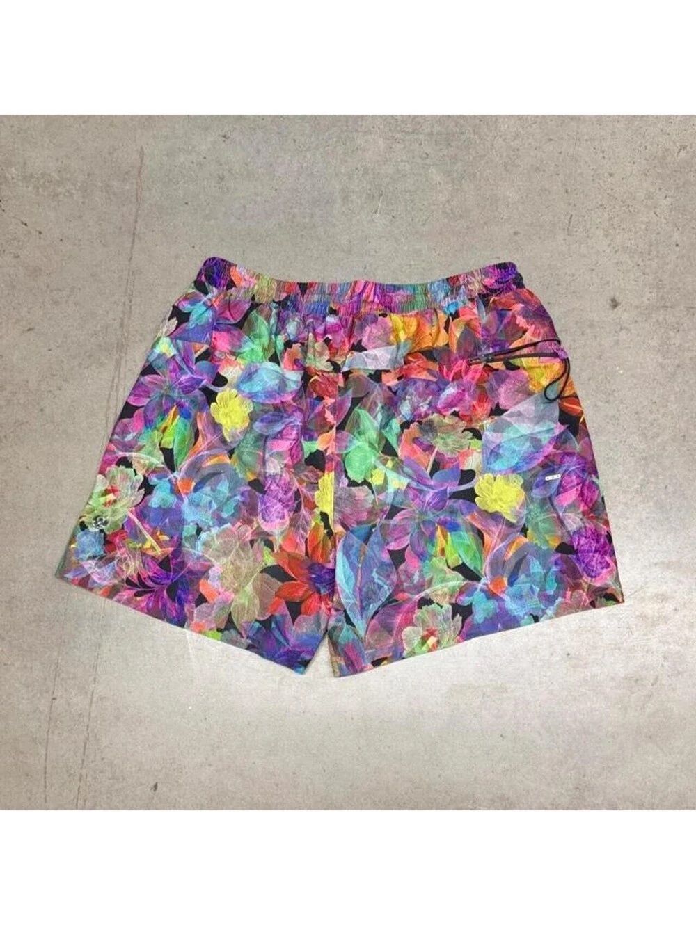lululemon athletica stains owned measurements